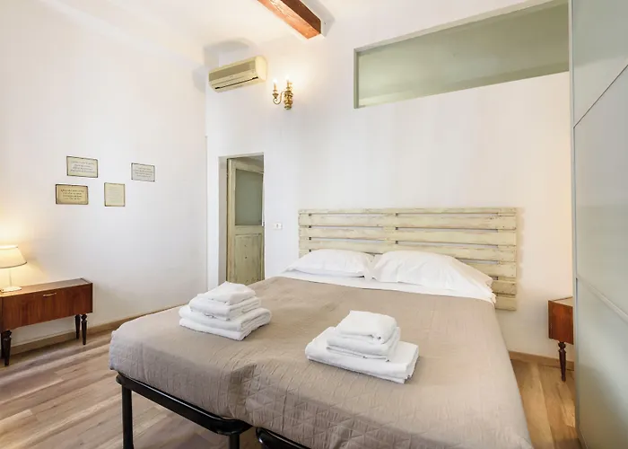 Artist's Refuge By Mmega Apartament Florencja